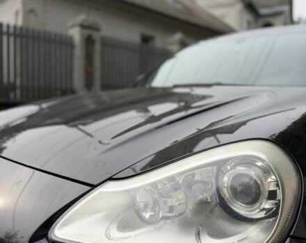 Черный Порше Каен Турбо, объемом двигателя 4.8 л и пробегом 302 тыс. км за 8500 $, фото 3 на Automoto.ua