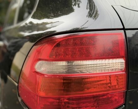 Черный Порше Каен Турбо, объемом двигателя 4.8 л и пробегом 302 тыс. км за 8500 $, фото 16 на Automoto.ua