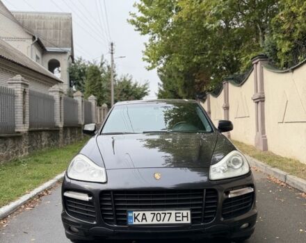 Черный Порше Каен Турбо, объемом двигателя 4.8 л и пробегом 302 тыс. км за 8500 $, фото 2 на Automoto.ua