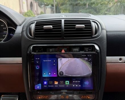 Черный Порше Каен Турбо, объемом двигателя 4.8 л и пробегом 302 тыс. км за 8500 $, фото 15 на Automoto.ua