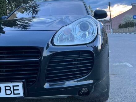 Порше Cayenne Turbo 2006 у Івано-Франківську на Automoto.ua Чорний Порше Cayenne Turbo, об'ємом двигуна 4.5 л та пробігом 180 тис. км за 6000 $, фото 1 на Automoto.ua