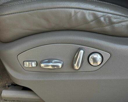 Серый Порше Каен Турбо, объемом двигателя 4.8 л и пробегом 225 тыс. км за 14200 $, фото 13 на Automoto.ua