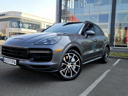 Порше Cayenne Turbo 2019 у Києві на Automoto.ua Сірий Порше Cayenne Turbo, об'ємом двигуна 4 л та пробігом 64 тис. км за 89000 $, фото 1 на Automoto.ua