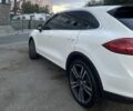 Белый Порше Каен, объемом двигателя 0 л и пробегом 137 тыс. км за 17062 $, фото 4 на Automoto.ua
