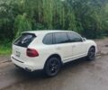 Белый Порше Каен, объемом двигателя 4.8 л и пробегом 186 тыс. км за 5100 $, фото 1 на Automoto.ua