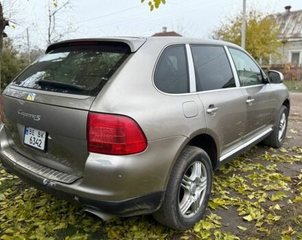 Белый Порше Каен, объемом двигателя 1.9 л и пробегом 250 тыс. км за 3499 $, фото 8 на Automoto.ua