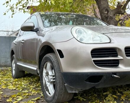 Белый Порше Каен, объемом двигателя 1.9 л и пробегом 250 тыс. км за 3499 $, фото 9 на Automoto.ua