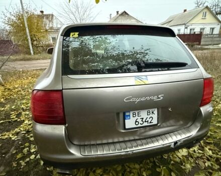 Белый Порше Каен, объемом двигателя 1.9 л и пробегом 250 тыс. км за 3499 $, фото 2 на Automoto.ua