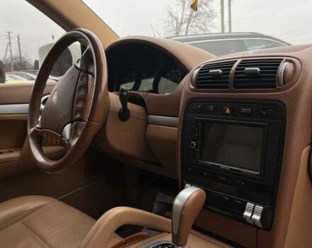 Білий Порше Cayenne, об'ємом двигуна 3.6 л та пробігом 169 тис. км за 13699 $, фото 15 на Automoto.ua