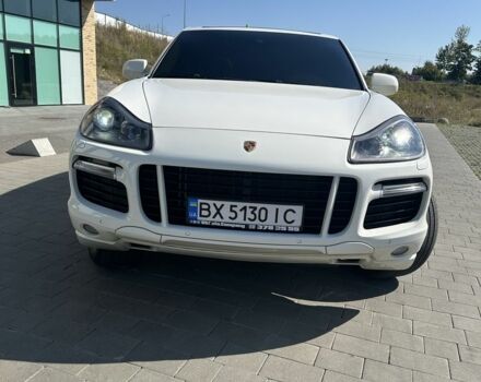 Білий Порше Cayenne, об'ємом двигуна 4.8 л та пробігом 314 тис. км за 9900 $, фото 10 на Automoto.ua