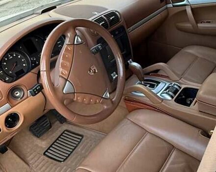 Білий Порше Cayenne, об'ємом двигуна 3.6 л та пробігом 169 тис. км за 13500 $, фото 9 на Automoto.ua