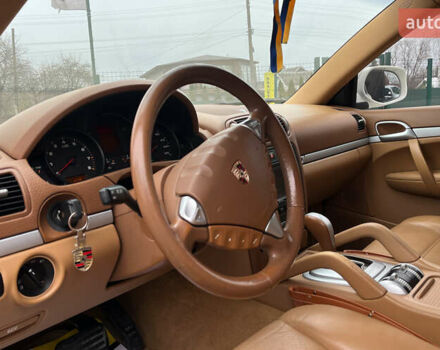 Білий Порше Cayenne, об'ємом двигуна 3.6 л та пробігом 169 тис. км за 13699 $, фото 10 на Automoto.ua