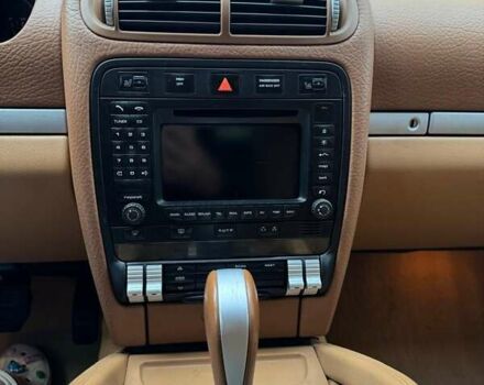 Белый Порше Каен, объемом двигателя 3.6 л и пробегом 196 тыс. км за 10700 $, фото 15 на Automoto.ua