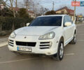Білий Порше Cayenne, об'ємом двигуна 4.81 л та пробігом 138 тис. км за 11500 $, фото 1 на Automoto.ua