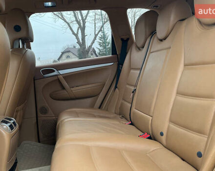 Білий Порше Cayenne, об'ємом двигуна 3.6 л та пробігом 169 тис. км за 13699 $, фото 18 на Automoto.ua