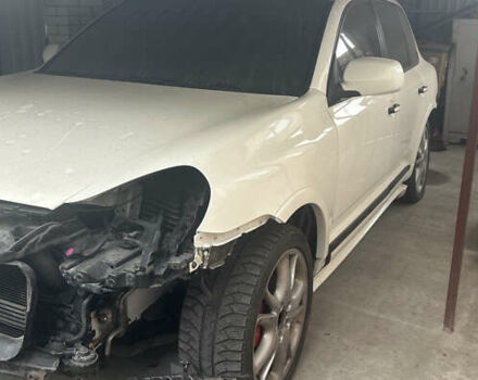 Білий Порше Cayenne, об'ємом двигуна 4.8 л та пробігом 233 тис. км за 6850 $, фото 2 на Automoto.ua
