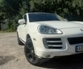 Білий Порше Cayenne, об'ємом двигуна 3.6 л та пробігом 344 тис. км за 9400 $, фото 1 на Automoto.ua