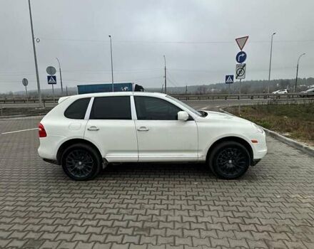 Белый Порше Каен, объемом двигателя 3.6 л и пробегом 196 тыс. км за 10700 $, фото 7 на Automoto.ua