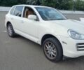 Белый Порше Каен, объемом двигателя 4 л и пробегом 178 тыс. км за 9080 $, фото 1 на Automoto.ua