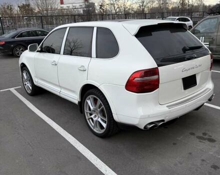 Белый Порше Каен, объемом двигателя 4.8 л и пробегом 132 тыс. км за 12600 $, фото 2 на Automoto.ua