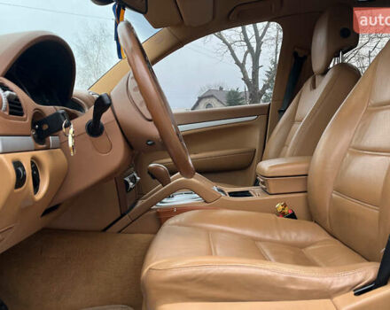 Білий Порше Cayenne, об'ємом двигуна 3.6 л та пробігом 169 тис. км за 13699 $, фото 8 на Automoto.ua