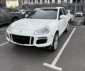 Белый Порше Каен, объемом двигателя 4.8 л и пробегом 132 тыс. км за 12600 $, фото 1 на Automoto.ua