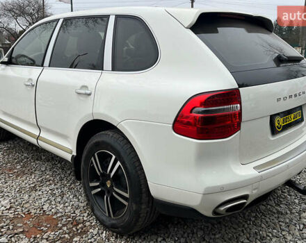 Білий Порше Cayenne, об'ємом двигуна 3.6 л та пробігом 169 тис. км за 13699 $, фото 4 на Automoto.ua