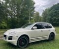 Білий Порше Cayenne, об'ємом двигуна 4.8 л та пробігом 233 тис. км за 9500 $, фото 1 на Automoto.ua