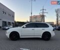 Белый Порше Каен, объемом двигателя 4.8 л и пробегом 247 тыс. км за 15000 $, фото 6 на Automoto.ua