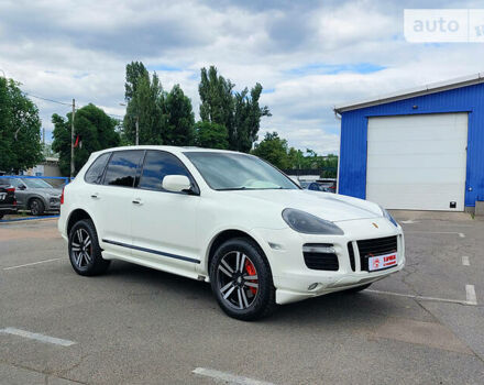 Білий Порше Cayenne, об'ємом двигуна 4.8 л та пробігом 181 тис. км за 12900 $, фото 2 на Automoto.ua