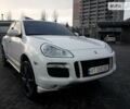 Білий Порше Cayenne, об'ємом двигуна 4.8 л та пробігом 160 тис. км за 15700 $, фото 41 на Automoto.ua