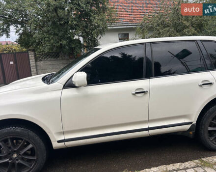 Белый Порше Каен, объемом двигателя 2.97 л и пробегом 267 тыс. км за 15300 $, фото 1 на Automoto.ua