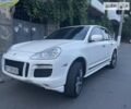 Білий Порше Cayenne, об'ємом двигуна 4.8 л та пробігом 160 тис. км за 15700 $, фото 1 на Automoto.ua