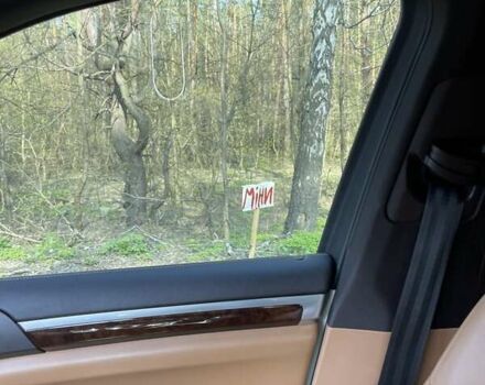 Білий Порше Cayenne, об'ємом двигуна 3.6 л та пробігом 240 тис. км за 18000 $, фото 11 на Automoto.ua