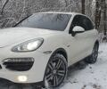 Білий Порше Cayenne, об'ємом двигуна 3 л та пробігом 157 тис. км за 32000 $, фото 1 на Automoto.ua