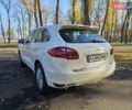 Белый Порше Каен, объемом двигателя 3.6 л и пробегом 178 тыс. км за 17900 $, фото 2 на Automoto.ua
