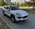 Белый Порше Каен, объемом двигателя 4.81 л и пробегом 161 тыс. км за 17700 $, фото 5 на Automoto.ua