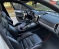Белый Порше Каен, объемом двигателя 4.81 л и пробегом 161 тыс. км за 17700 $, фото 6 на Automoto.ua