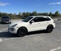 Білий Порше Cayenne, об'ємом двигуна 3.6 л та пробігом 240 тис. км за 18000 $, фото 1 на Automoto.ua