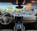 Белый Порше Каен, объемом двигателя 3.6 л и пробегом 118 тыс. км за 19990 $, фото 12 на Automoto.ua