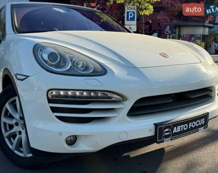 Белый Порше Каен, объемом двигателя 3.6 л и пробегом 118 тыс. км за 19990 $, фото 3 на Automoto.ua
