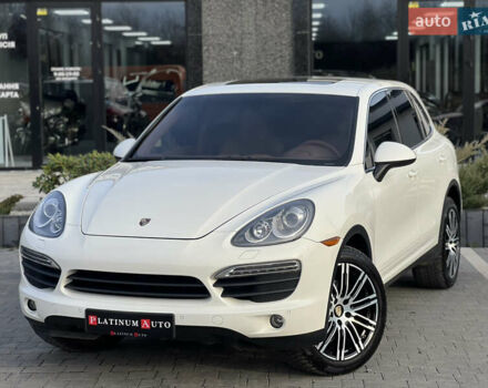 Белый Порше Каен, объемом двигателя 3.6 л и пробегом 167 тыс. км за 17500 $, фото 1 на Automoto.ua
