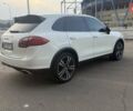 Білий Порше Cayenne, об'ємом двигуна 3 л та пробігом 229 тис. км за 19500 $, фото 4 на Automoto.ua