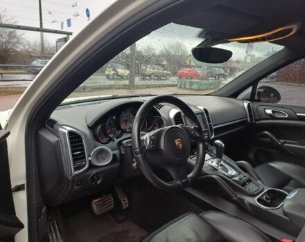 Белый Порше Каен, объемом двигателя 4.8 л и пробегом 168 тыс. км за 14028 $, фото 8 на Automoto.ua