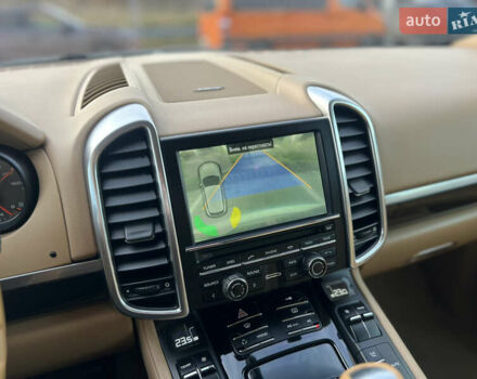 Белый Порше Каен, объемом двигателя 3.6 л и пробегом 167 тыс. км за 17500 $, фото 16 на Automoto.ua