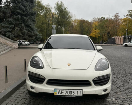 Білий Порше Cayenne, об'ємом двигуна 4.81 л та пробігом 197 тис. км за 18500 $, фото 5 на Automoto.ua