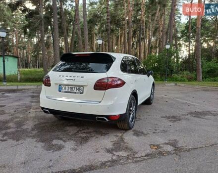 Белый Порше Каен, объемом двигателя 4.8 л и пробегом 167 тыс. км за 14999 $, фото 8 на Automoto.ua