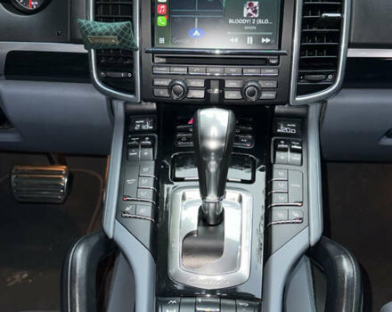 Білий Порше Cayenne, об'ємом двигуна 4.81 л та пробігом 197 тис. км за 18500 $, фото 9 на Automoto.ua