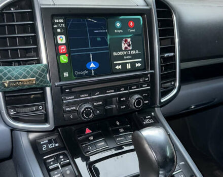 Білий Порше Cayenne, об'ємом двигуна 4.81 л та пробігом 197 тис. км за 18500 $, фото 12 на Automoto.ua