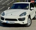 Белый Порше Каен, объемом двигателя 4.81 л и пробегом 94 тыс. км за 17000 $, фото 1 на Automoto.ua